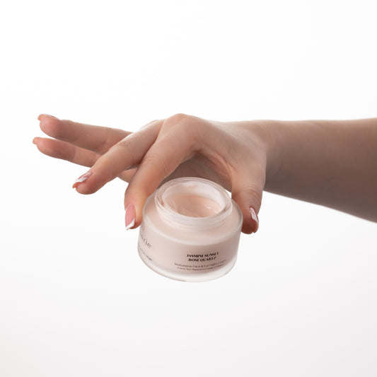 Atkuriamasis veido ir akių naktinis kremas